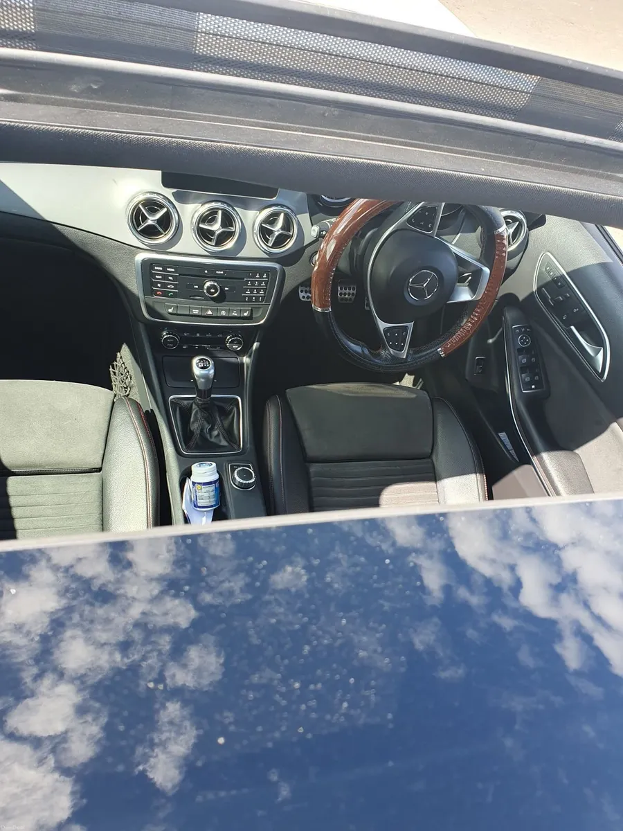 Mercedes-Benz GLA 2015 - Image 1