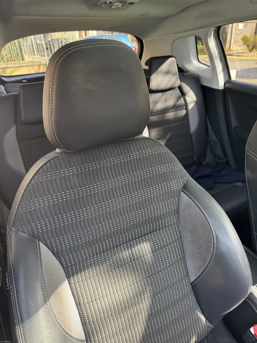 Peugeot 2008 2017 - Image 4