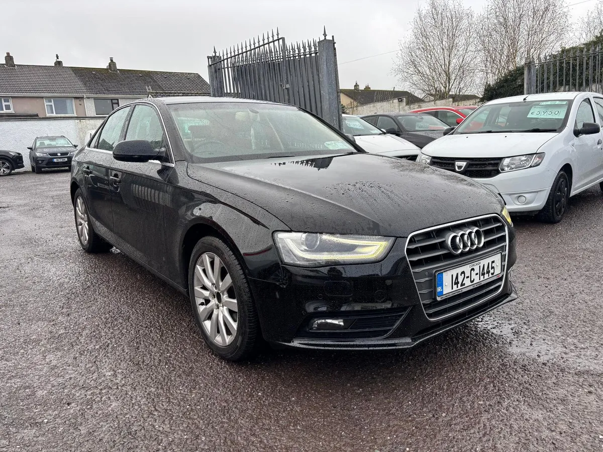Audi A4 2014  2.0  TDI   SPOTLESS - Image 1