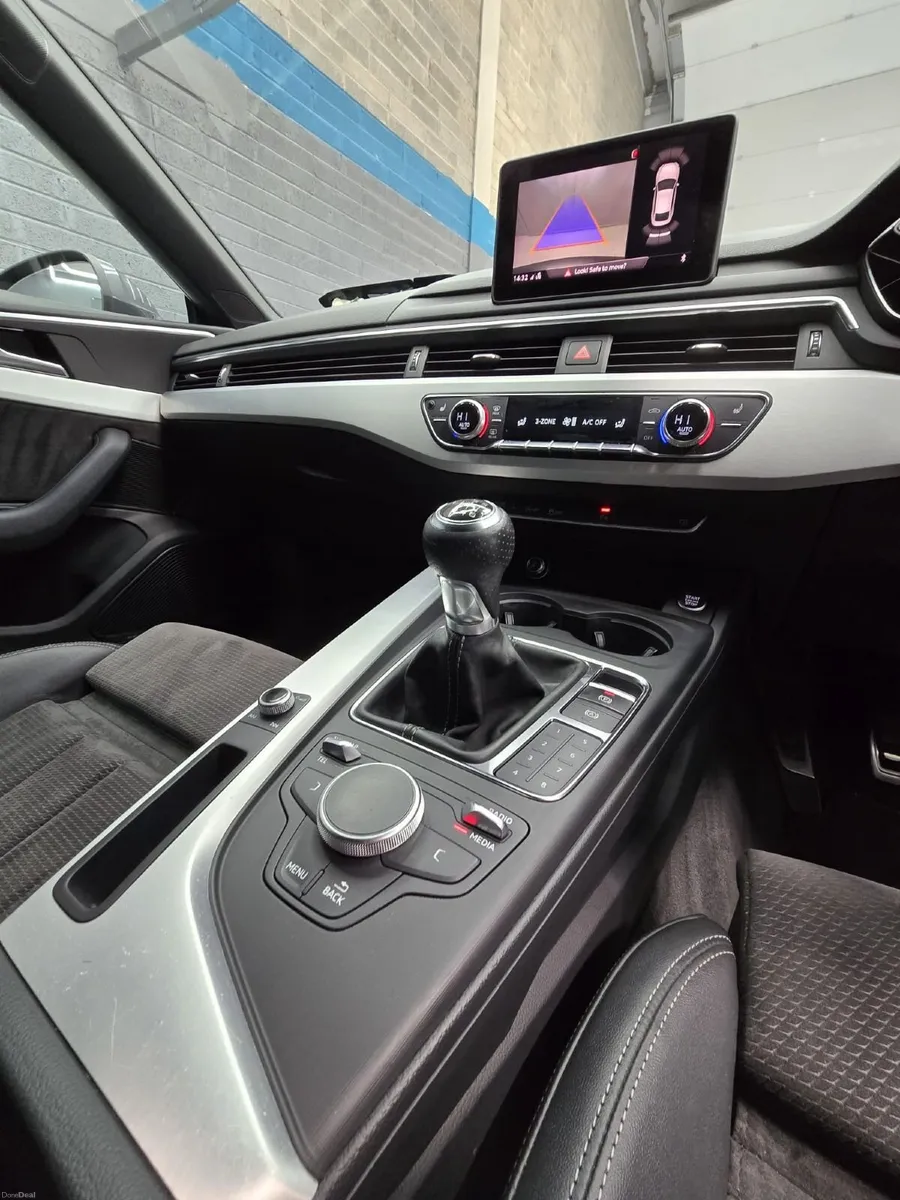 Audi A5 2017 - Image 2