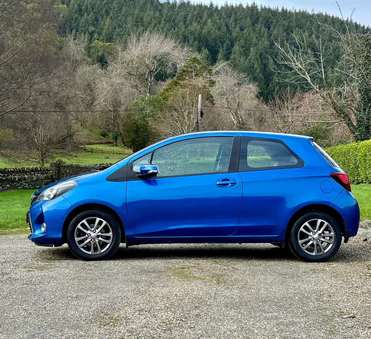 152 Toyota Yaris 1.0 VVT 3dr Only 95k KMS! - Image 3