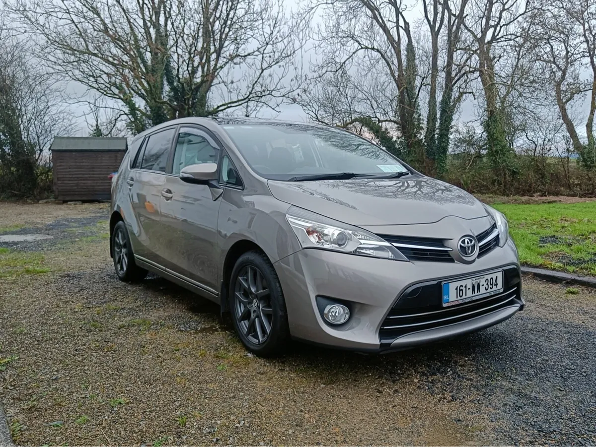 Toyota Verso 1.6D 7 seater low mileage - Image 1