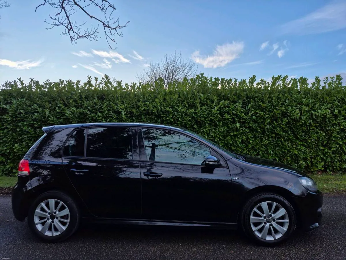 2012 Volkswagen Golf R Line - Image 3