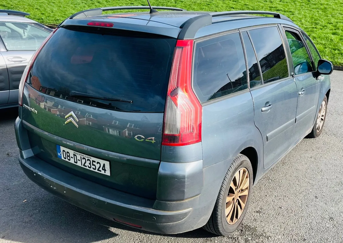 Citroen C4 Picasso 2008 automatic - Image 3
