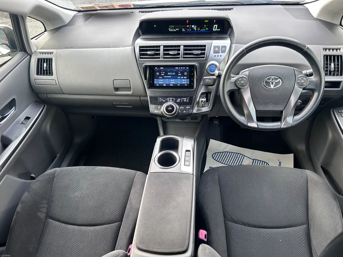 2014 TOYOTA PRIUS ALPHA 7 SEATER PETROL HYBRID - Image 2
