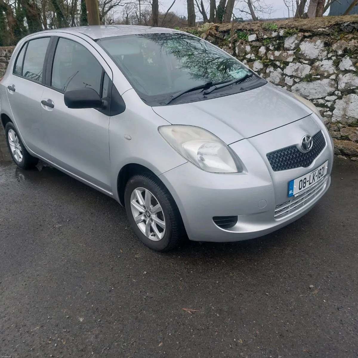 2008 toyota yaris 1.0  nct 2/27 new nct €2950 - Image 2