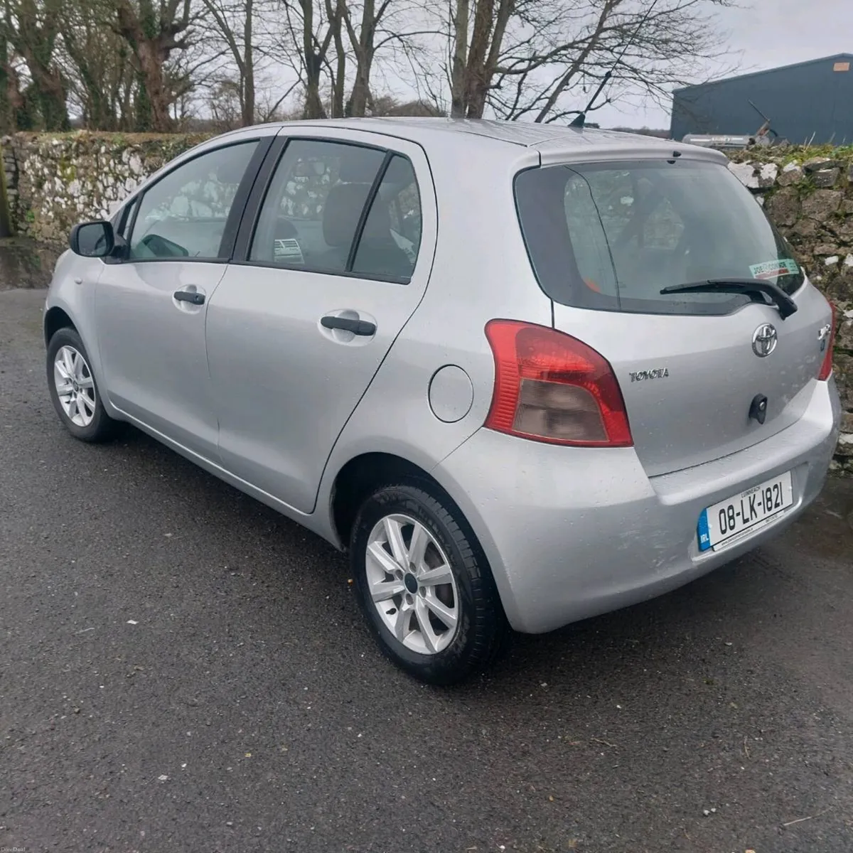 2008 toyota yaris 1.0  nct 2/27 new nct €2950 - Image 1