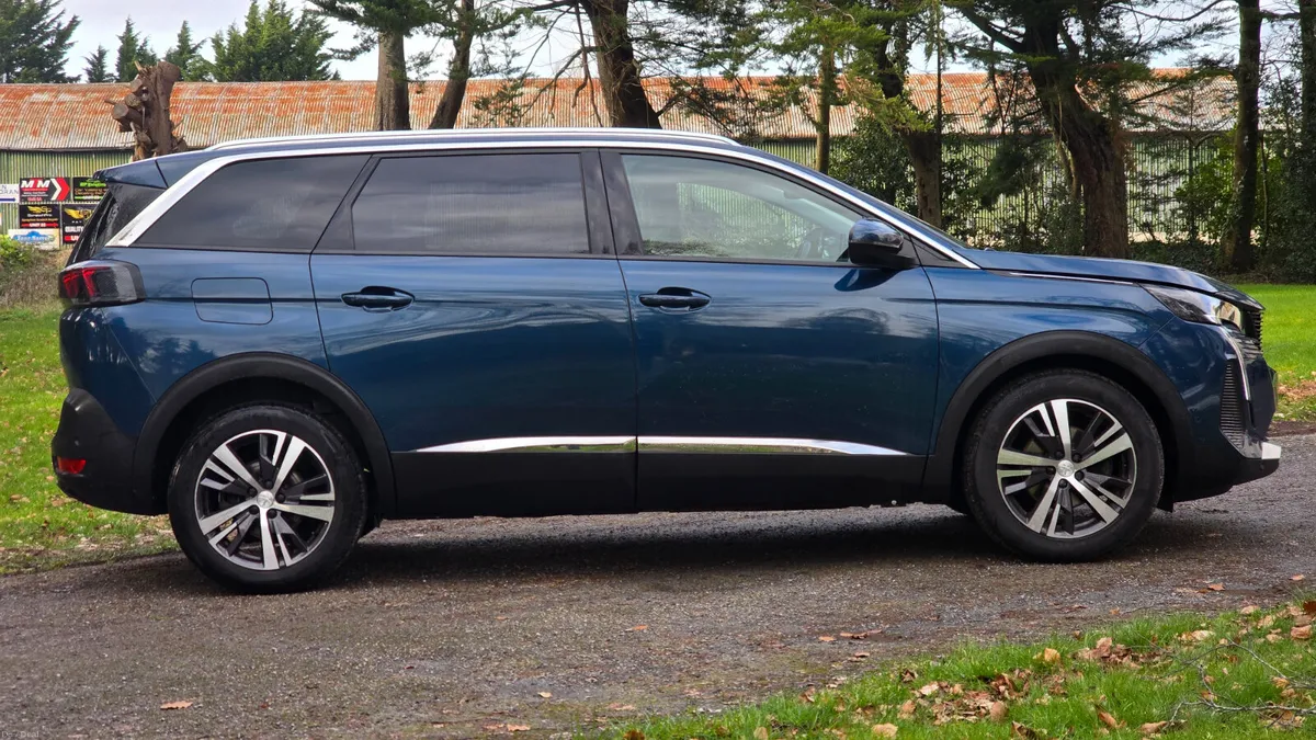 🔥212 Peugeot 5008 1.5 Bluehdi FL Allure 7Seater🔥 - Image 4