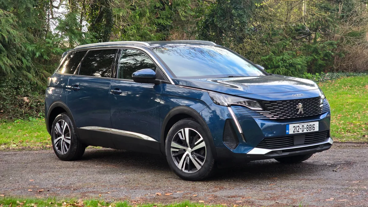 🔥212 Peugeot 5008 1.5 Bluehdi FL Allure 7Seater🔥 - Image 2