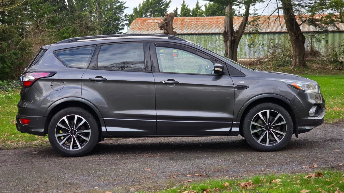 🔥2017 Ford Kuga 1.5 TDCI 120hp ST-LINE🔥 - Image 4