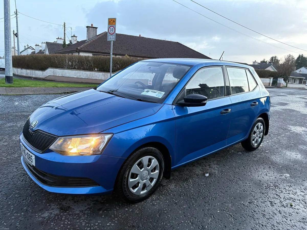 2015 Skoda Fabia Hatchback1.0 Petrol NCT 06/2026. - Image 4