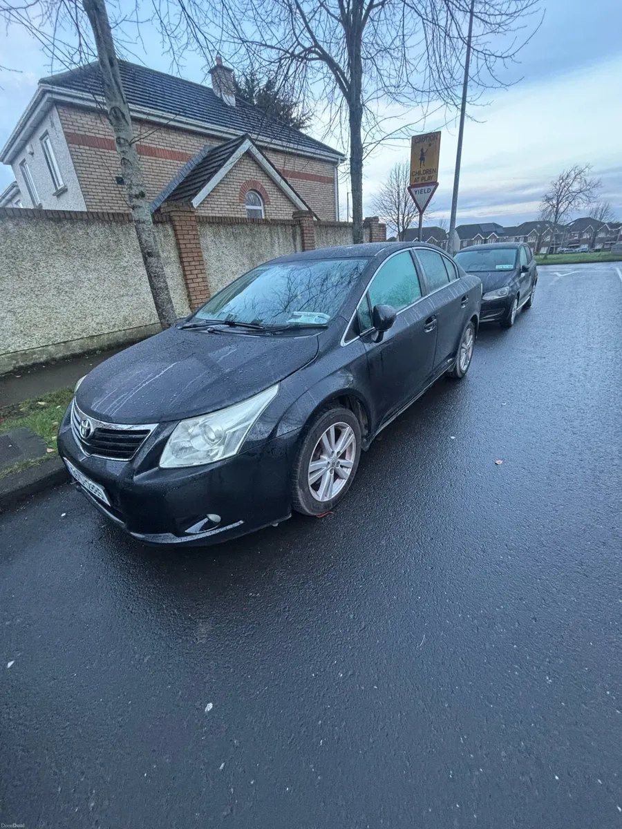 Toyota Avesis - Image 2