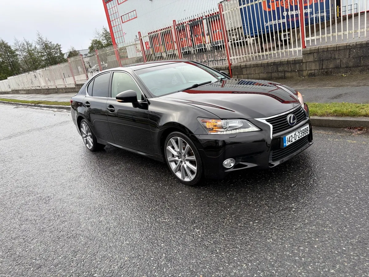 Lexus gs 300h - Image 1