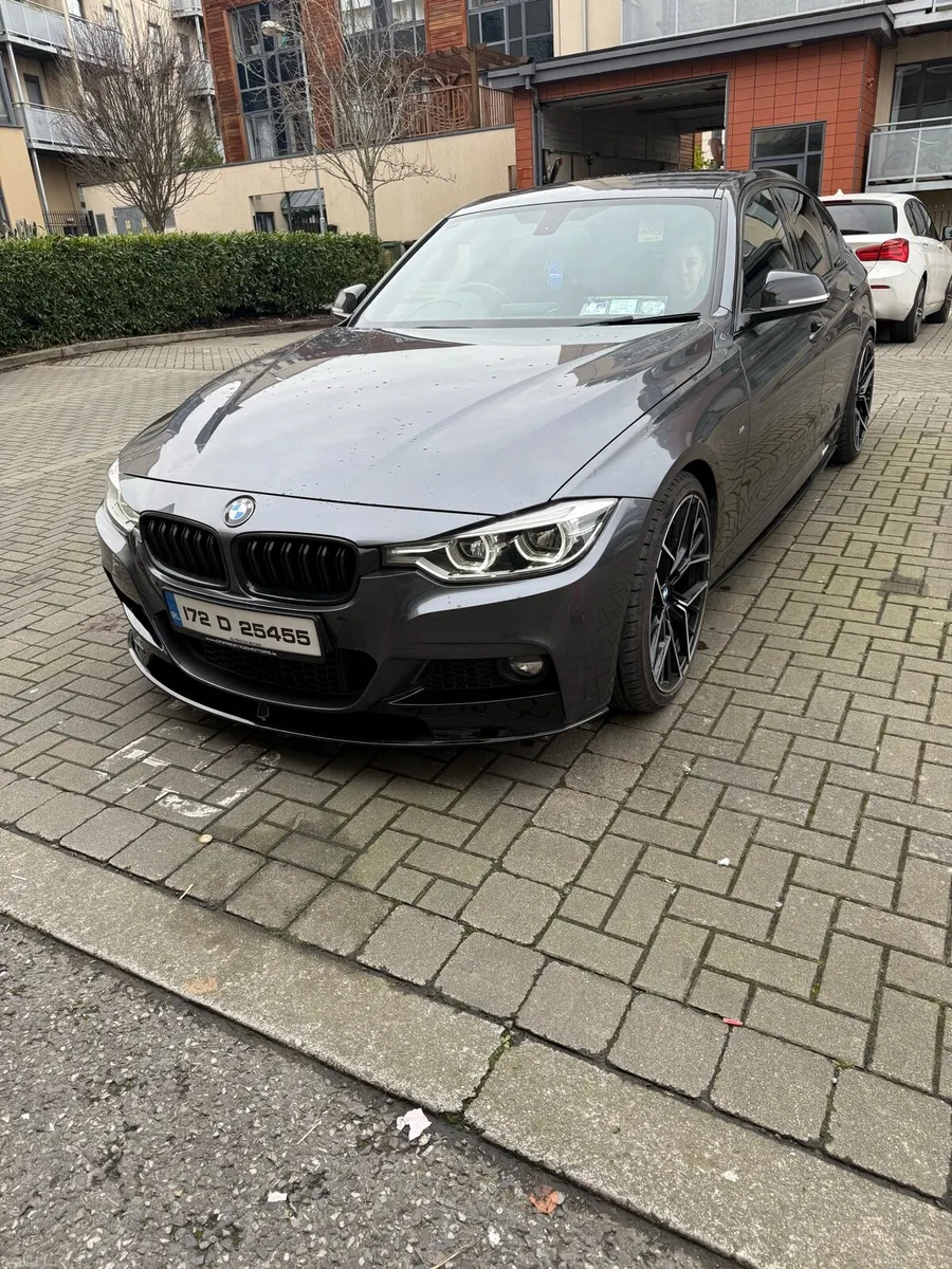BMW 3 series - Image 1