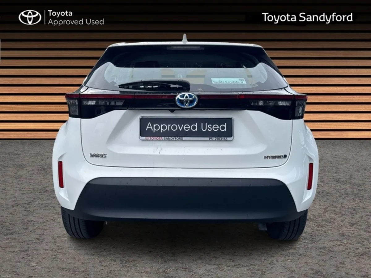 Toyota Yaris Cross LUNA HYBRID AUTOMATIC // REAR C - Image 4