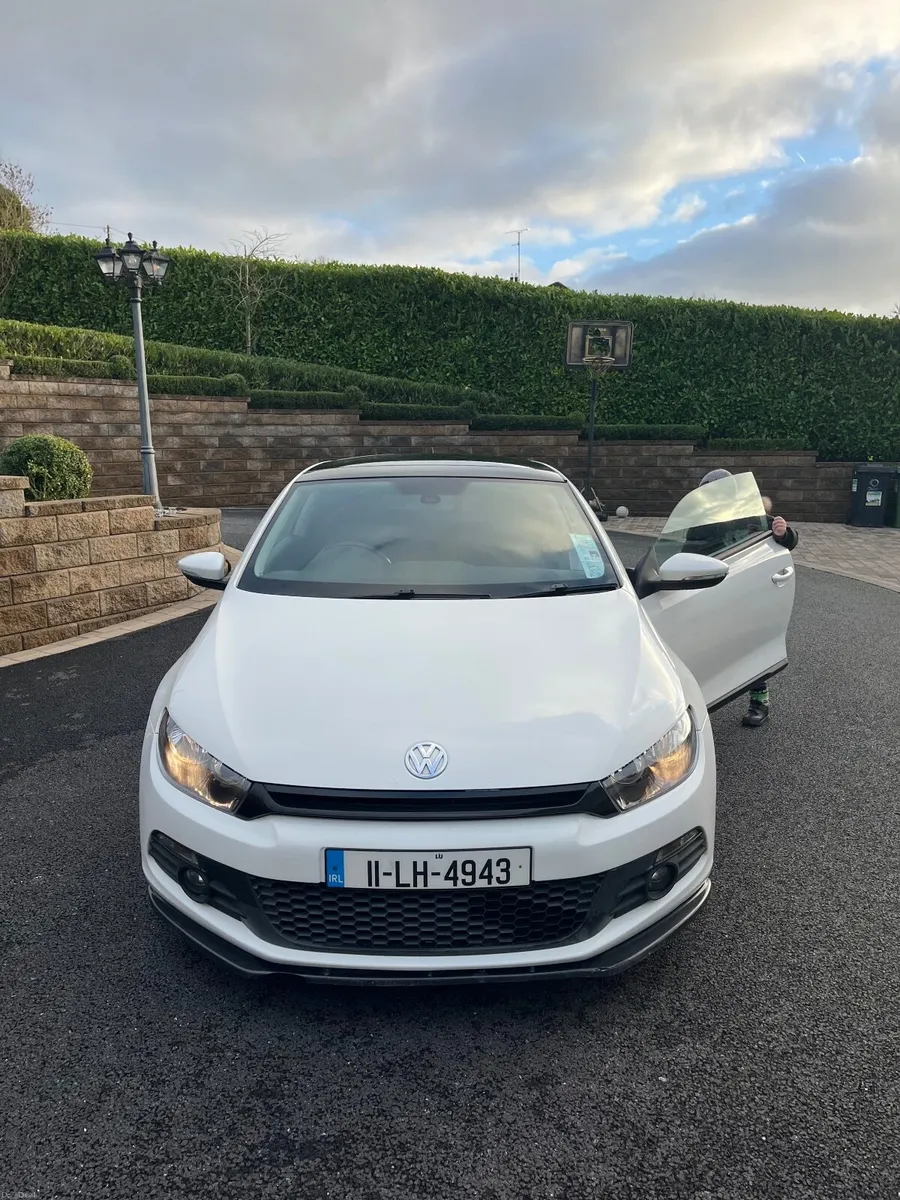 Volkswagen Scirocco 2011 - Image 2