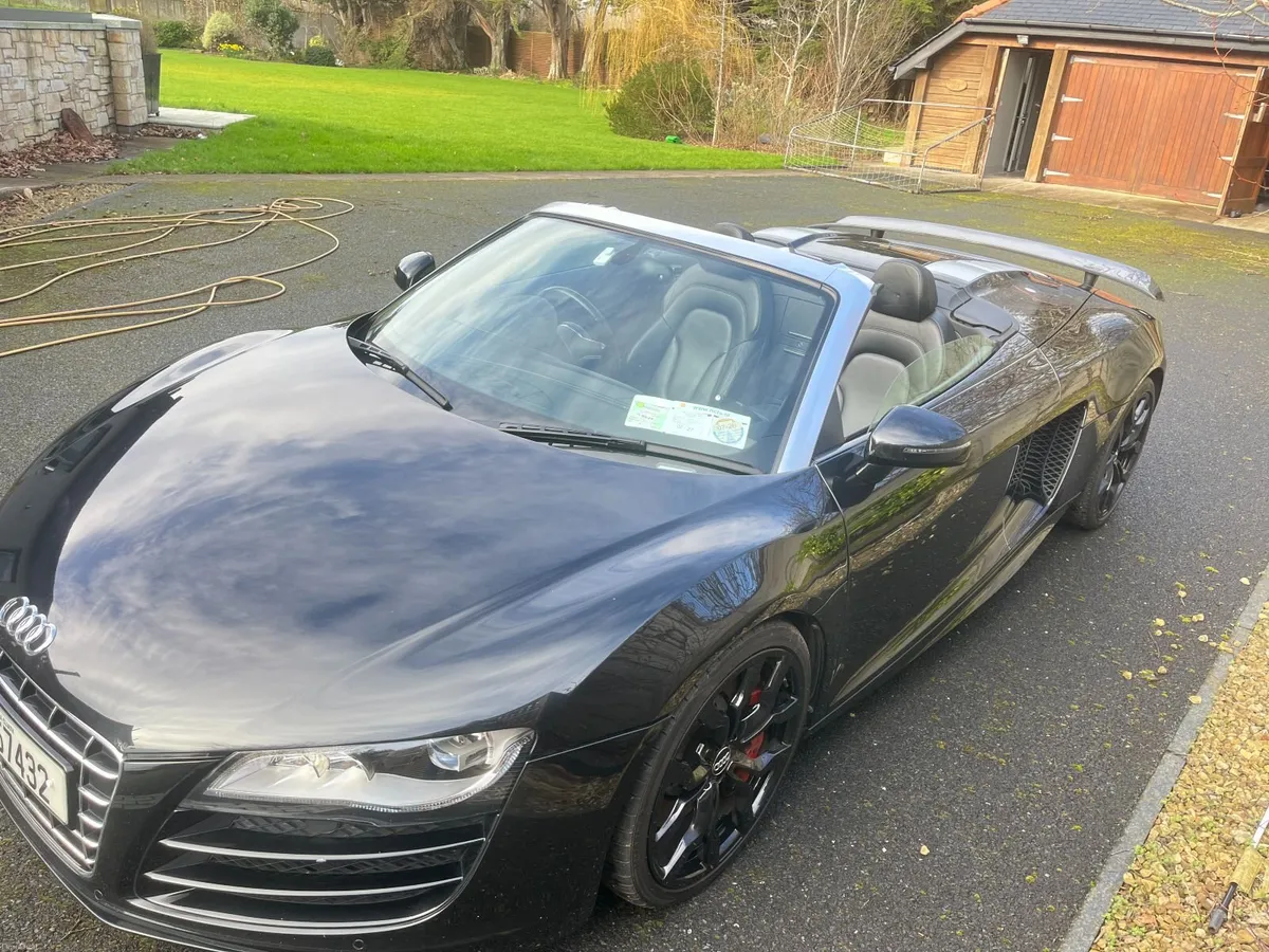 Audi R8 2012 - Image 4