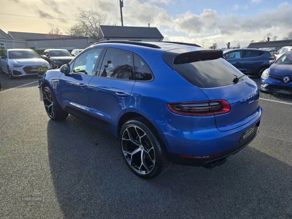 Porsche Macan - Image 3
