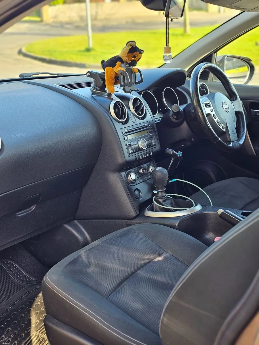 Nissan Qashqai 2009 - Image 2