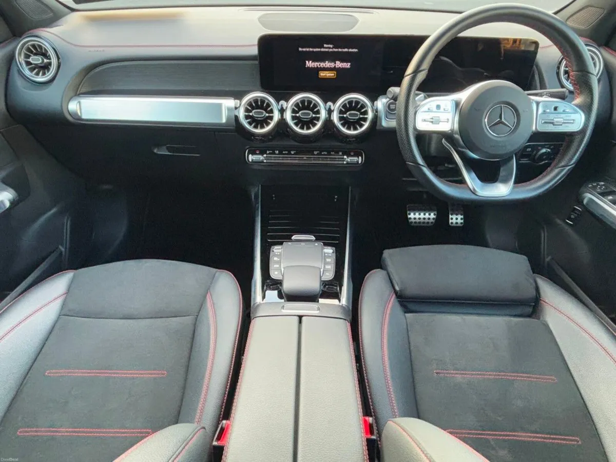 Mercedes-Benz EQB 350 AMG LINE 4MATIC - Image 2