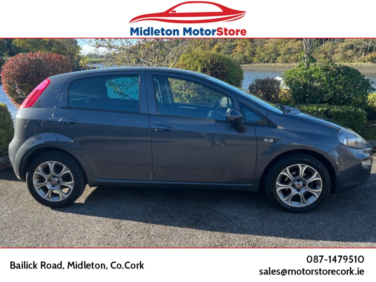 Fiat Punto LOUNGE 1.2 5dr ** LOW KMS **12 Month Wa - Image 3