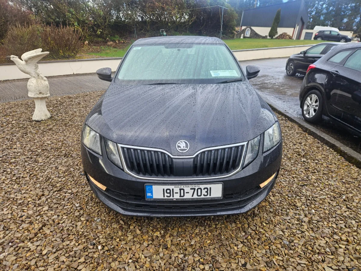 Skoda Octavia AMBITION 1.6 TDI 115HP 4DR - Image 4
