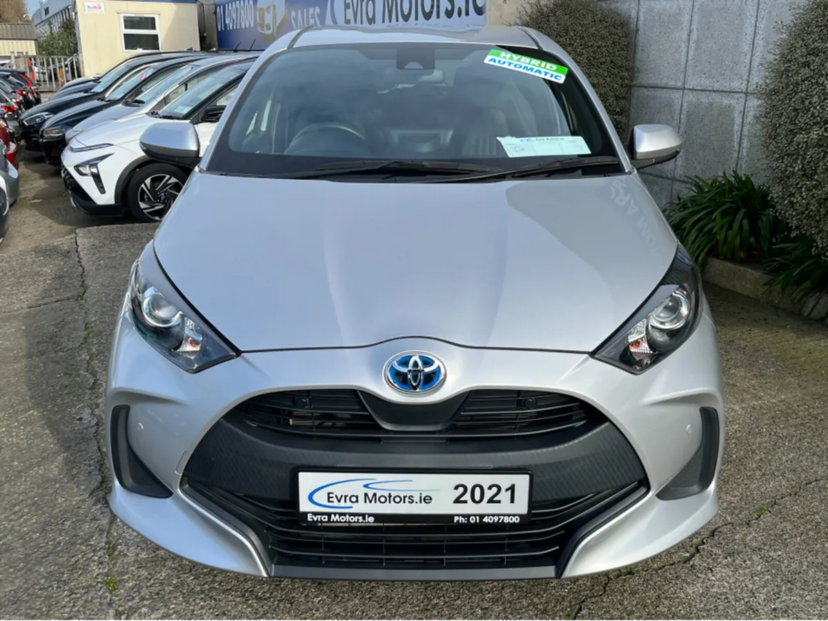 Toyota Yaris X AUTOMATIC HYBRID 1.5 PETROL //REVER - Image 2