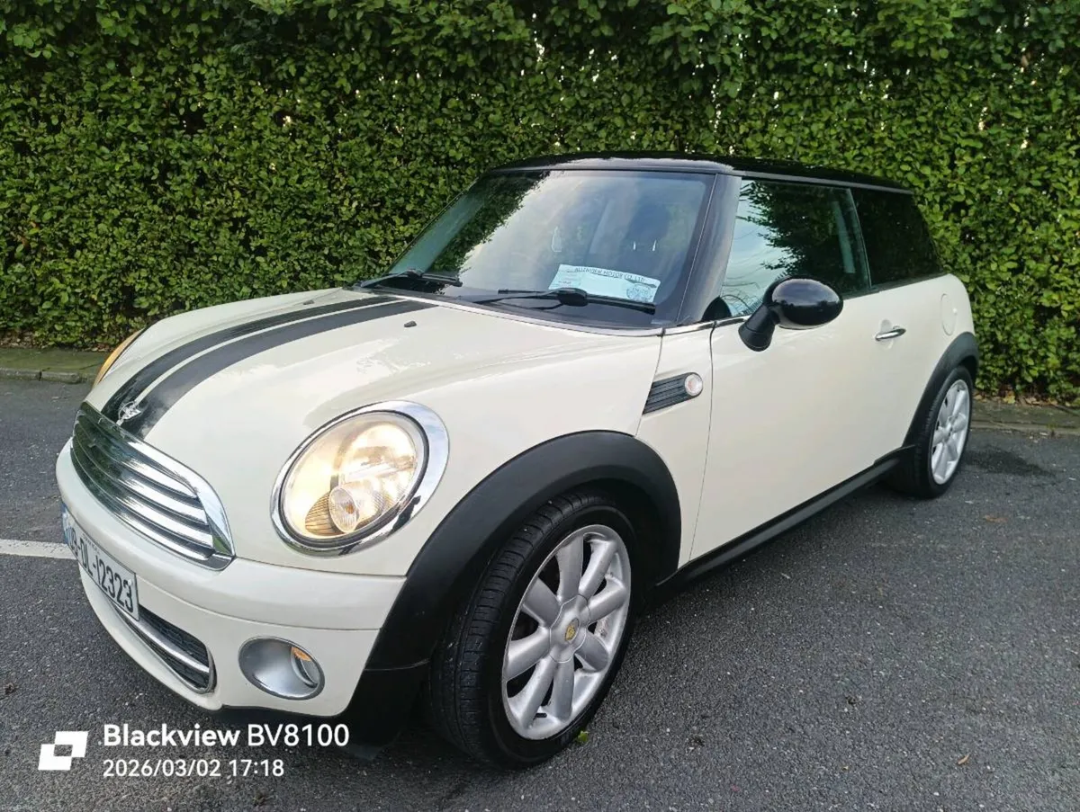 Mini Cooper 1.6 diesel 2009 - Image 1