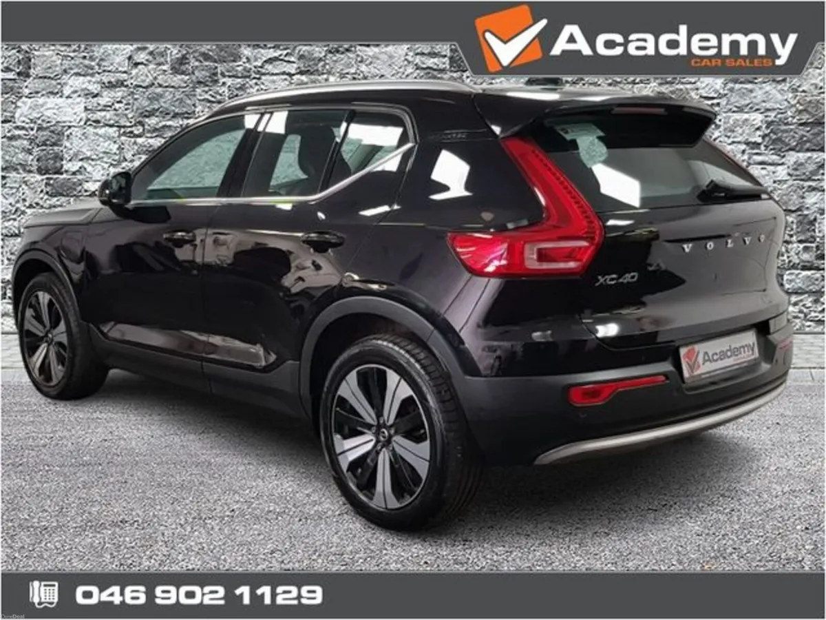 Volvo XC40 Phev T4 Plus Bright 5DR Auto - Image 3