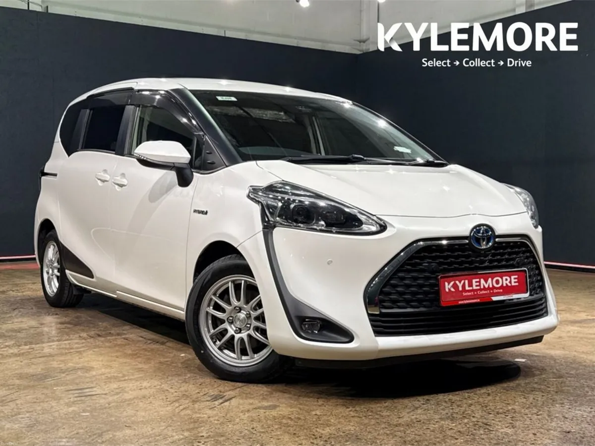 Toyota Sienta 7 SEATER - HYBRID 1.5L AUTOMATIC - W - Image 1