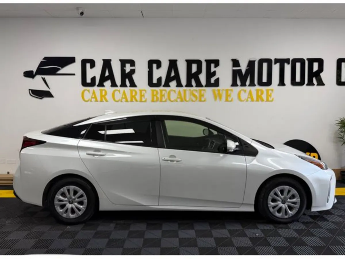 Toyota Prius 2022 Prius 1.8 Hybrid Only 77, 000Km - Image 3