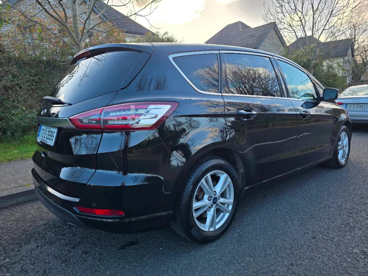 Ford S-Max 2.0 TDCI Titanium 150PS 5DR A - Image 3