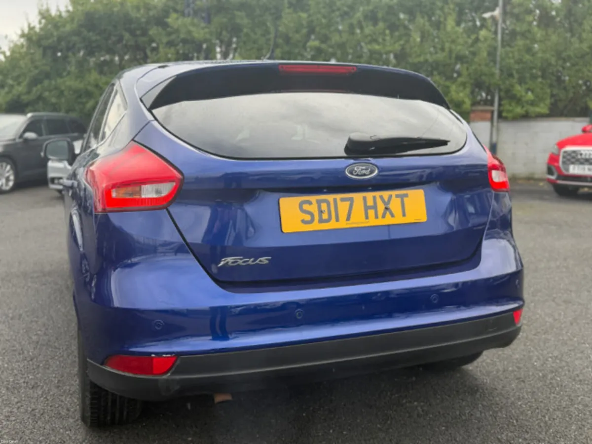 Ford Focus ZETEC EDITION TDCI - Image 3