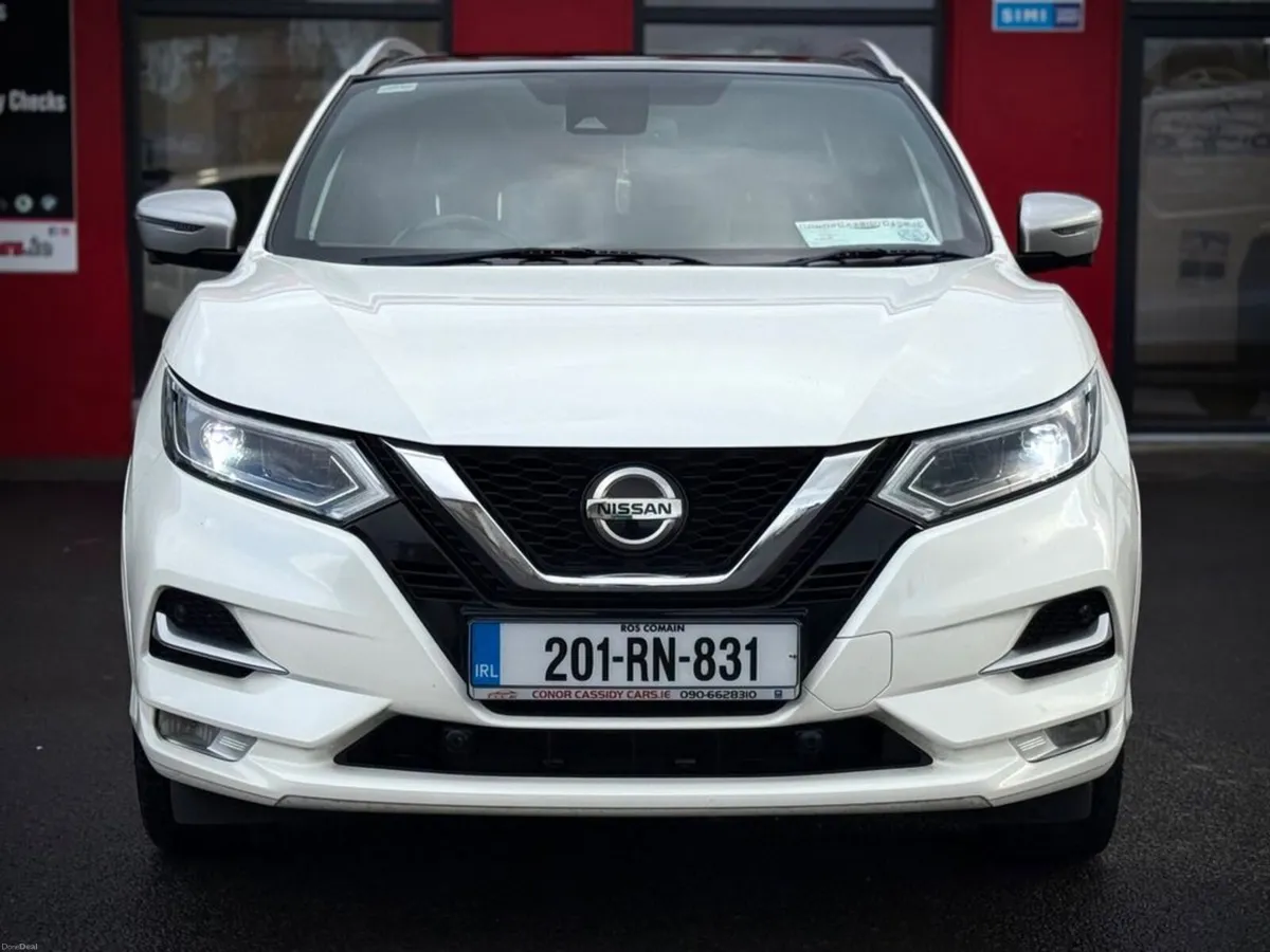 Nissan Qashqai Tekna + 115PS 5DR // SAME DAY FINAN - Image 2