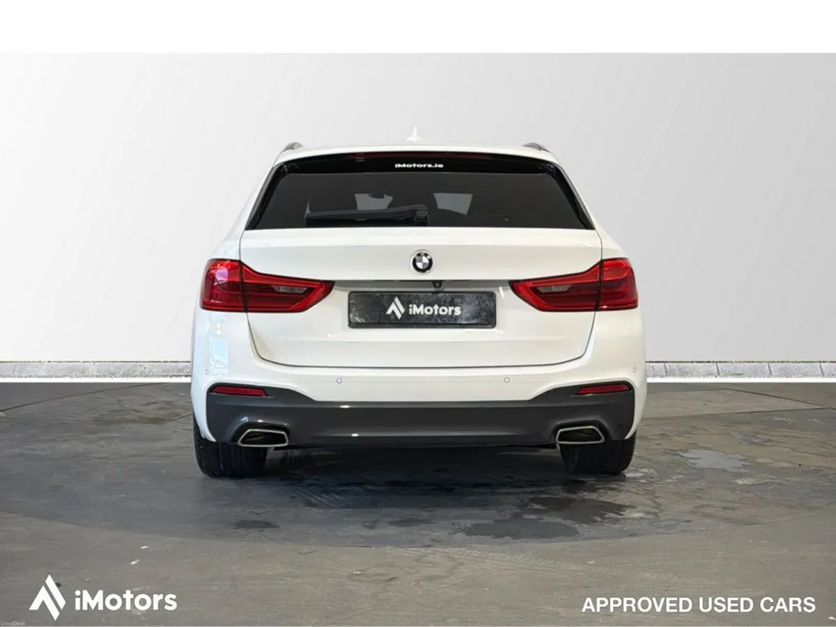 BMW 5-Series M-SPORT TOURING - Image 4