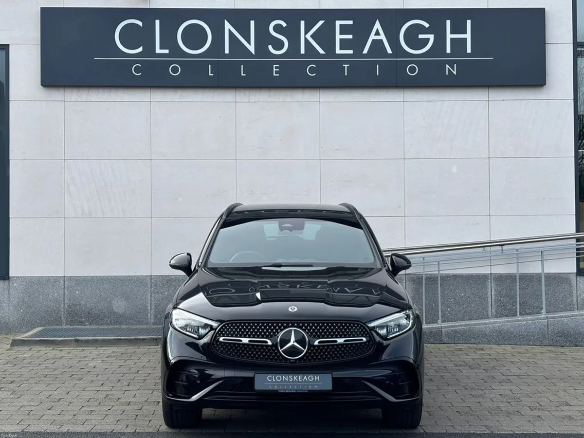 Mercedes-Benz GLC 300 E 4MATIC URBAN EDITION - Image 2