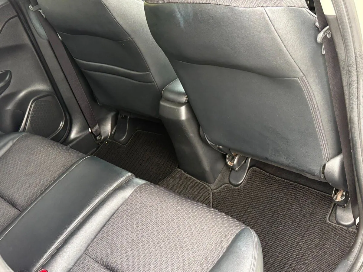 Honda Fit 1.2 - Image 6