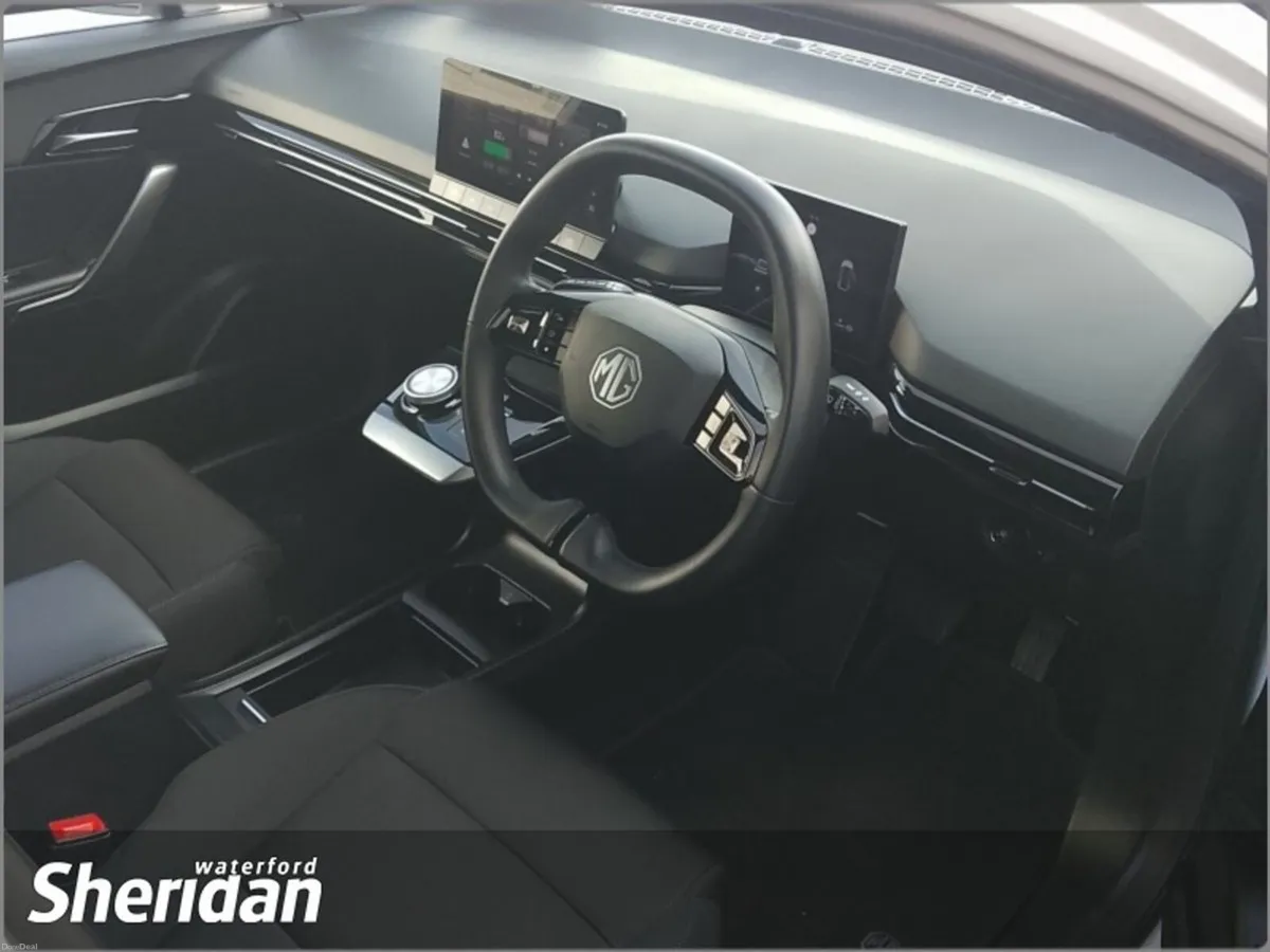 MG MG4 MG4 SR Excite - Image 2