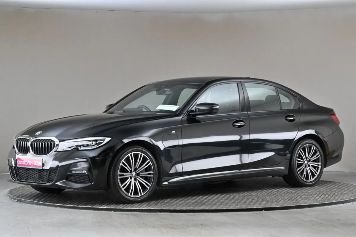 BMW 3-Series 330E M SPORT PHEV - Image 4