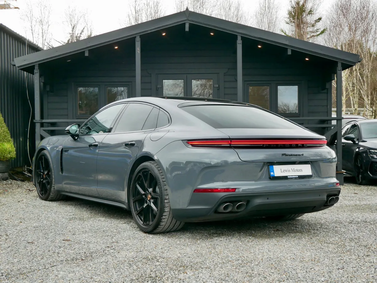 2025 Porsche Panamera Hybrid **DEPOSIT TAKEN** - Image 4