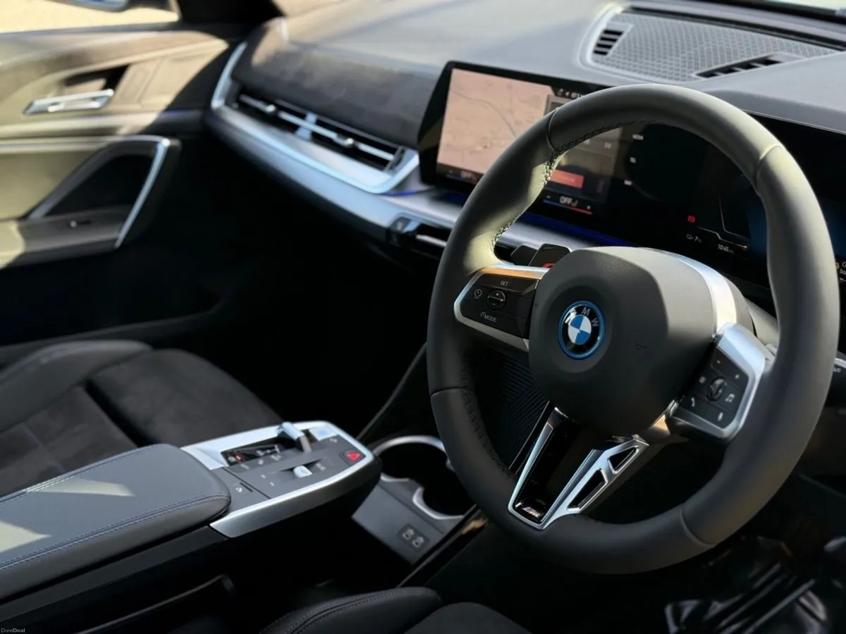 BMW iX2 eDrive20 M Sport - Image 3