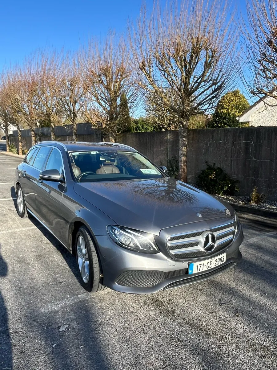 Mercedes E 220D SE 5Dr Auto - Image 3