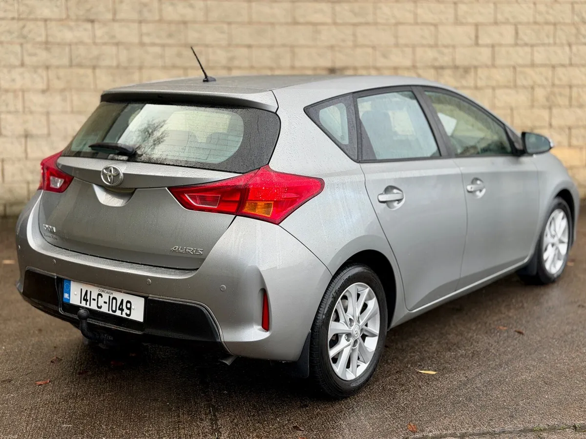 Toyota Auris - Image 3