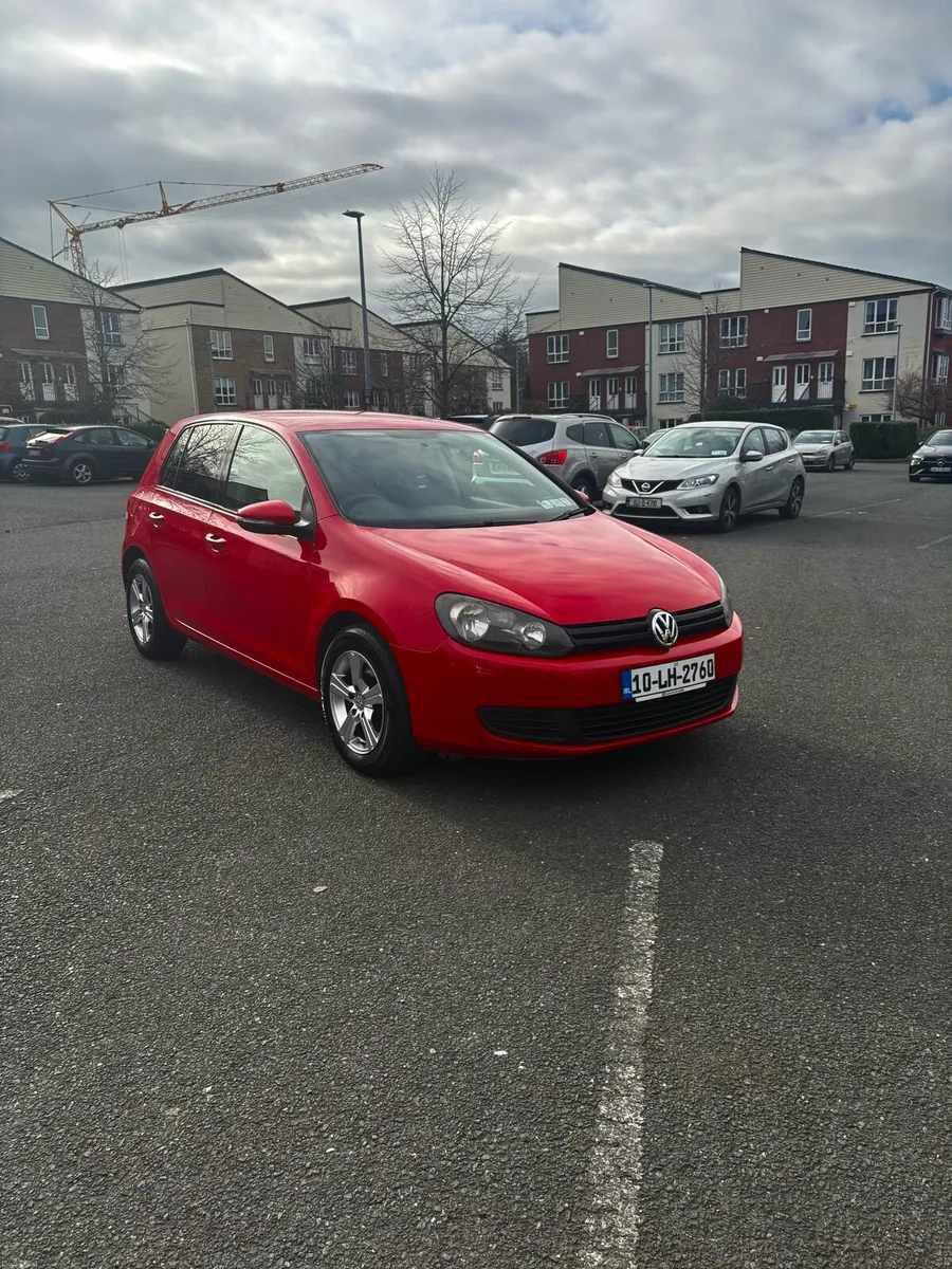 Volkswagen Golf 2010 - Image 4