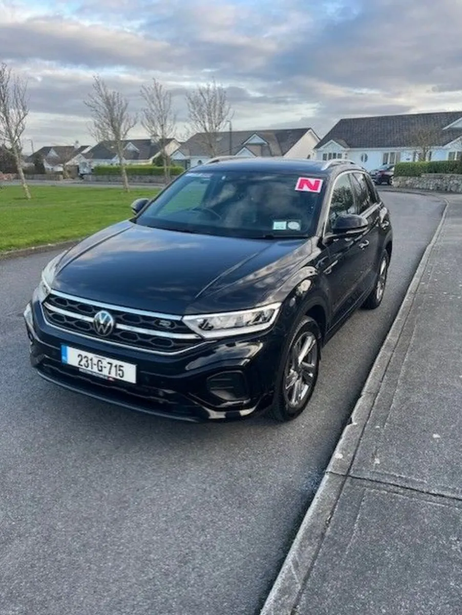 Volkswagen T-Roc 2023 - Image 1