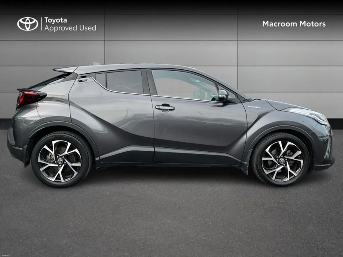 Toyota C-HR 1.8 HYBRID SPORTMONO 4DR SPORT AUTO - Image 3
