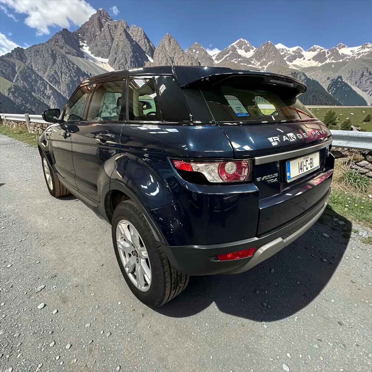 Range Rover Evoque 2.2 TD4 150HP 4WD PURE TECH - Image 2