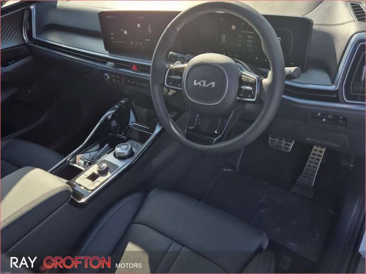 Kia Sorento PE SEM PHEV *Kia Finance from 3.9% APR - Image 4