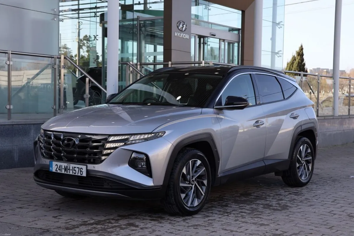 Hyundai Tucson 2WD Executive Plus - Image 4