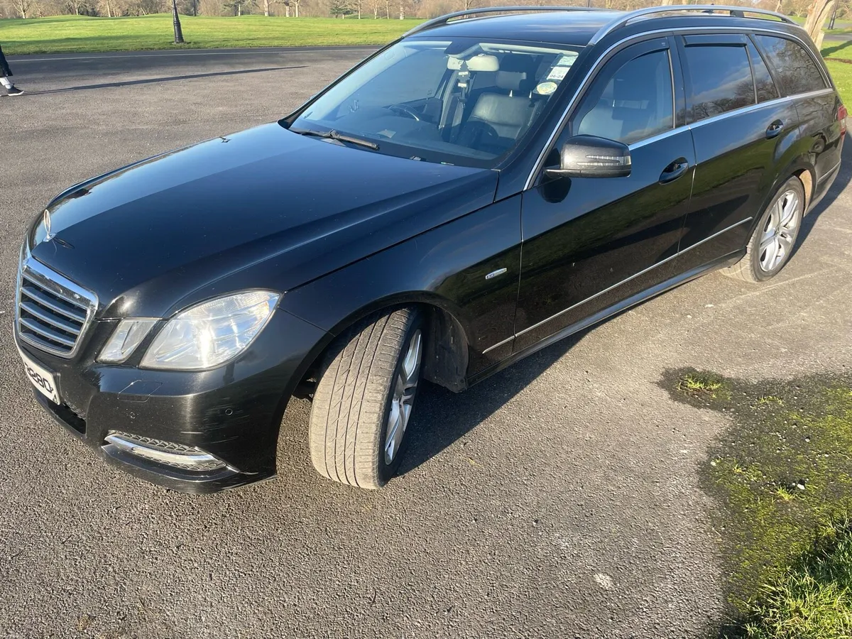 MERCEDES E220 ESTATE NCT AUGUST 26 - Image 4